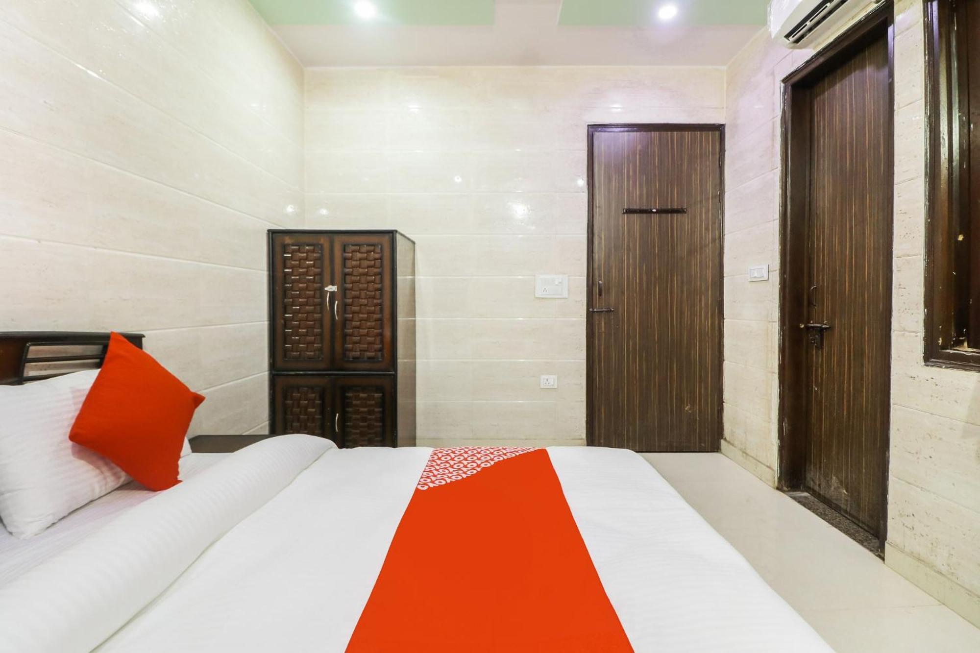 Hotel O Mayur Palace Narela Ngoại thất bức ảnh